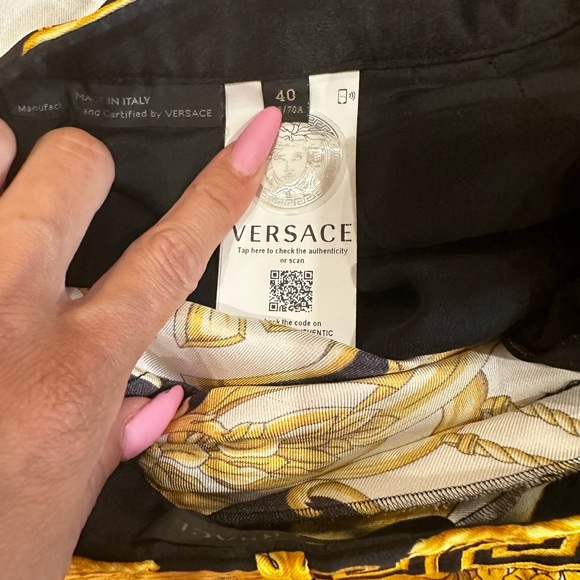 Versace shorts - Picture 7 of 7